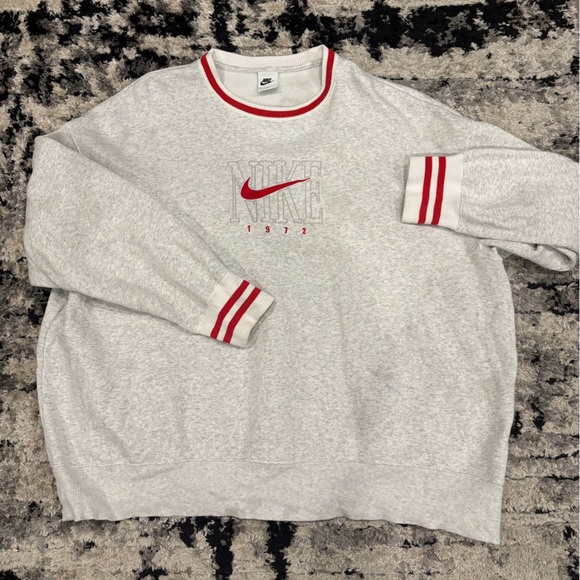 Nike Tops - Nike Oversized Crewneck